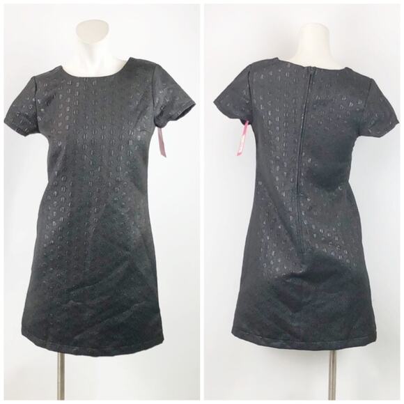 2/$30 Xhilaration Small NWT Womens Black Textured Zip-Back Short Sleeve Dress - Picture 1 of 8